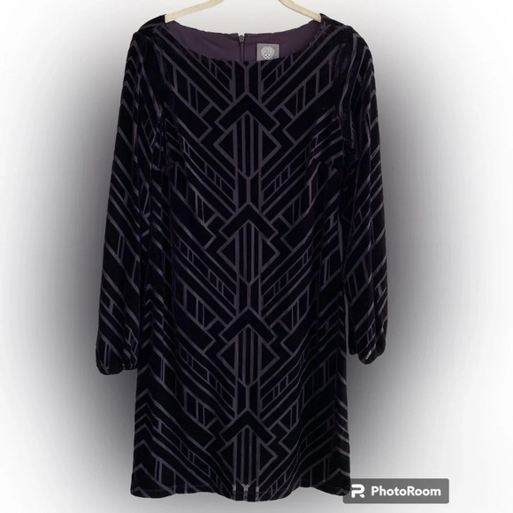 VINCE Camuto Purple Velvet Geometric Shift Dress Size  4 - Picture 2 of 16
